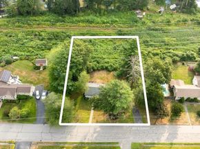 20 Robin Hood Lane, Billerica MA 01821