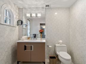 18 Sewall St, Newton MA 02465