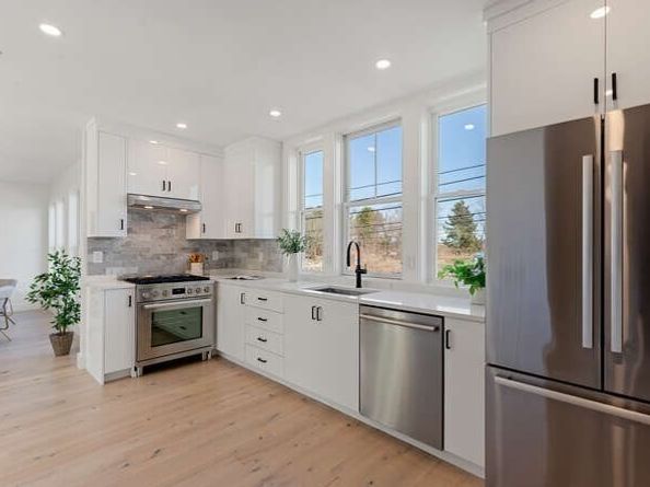 654 Mystic Ave, Somerville MA 02145