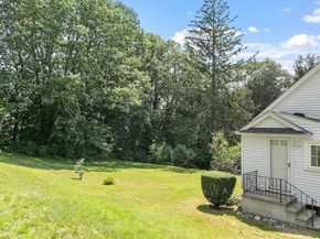 10 Edwidge Street, Worcester MA 01602