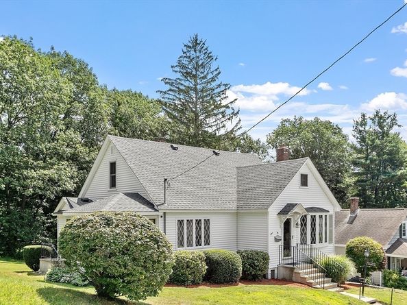 10 Edwidge Street, Worcester MA 01602