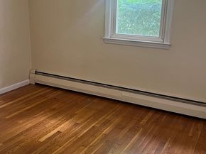 4 Harold St, Worcester MA 01604