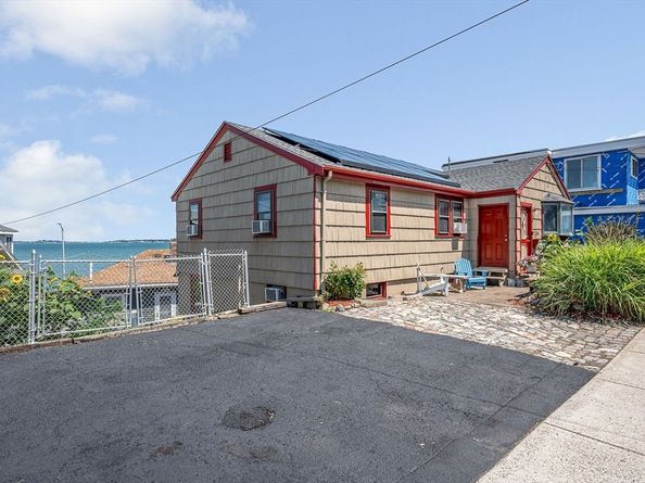 204 Endicott Ave, Revere MA 02151