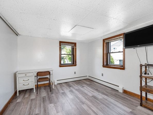 204 Endicott Ave, Revere MA 02151