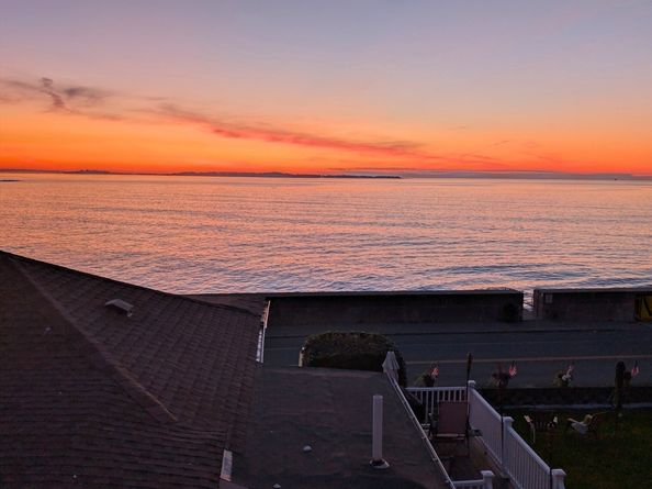 204 Endicott Ave, Revere MA 02151