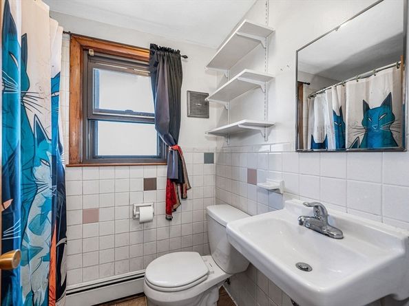 204 Endicott Ave, Revere MA 02151