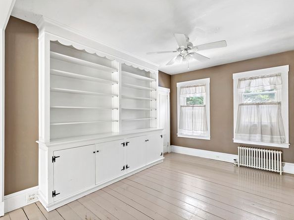 230 N Main St, Middleboro MA 02346