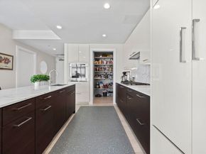 110 Broad St 901, Boston MA 02110