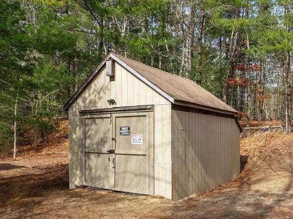 28 Wareham, Carver MA 02330