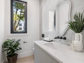 8 Blueberry Lane, Lexington MA 02420