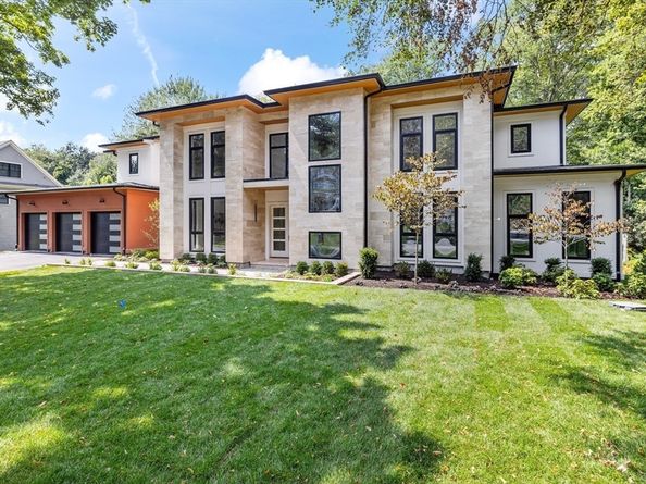8 Blueberry Lane, Lexington MA 02420