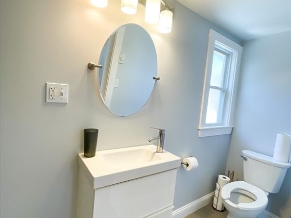 814 Washington St, Canton MA 02021