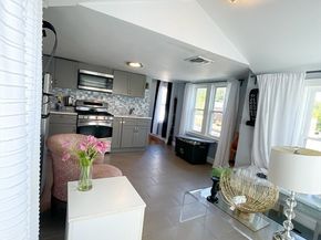 814 Washington St, Canton MA 02021