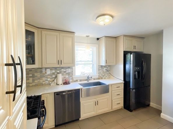 814 Washington St, Canton MA 02021