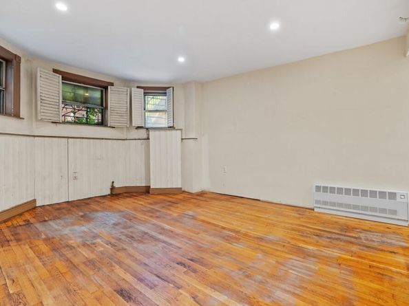 387 Marlborough St 1, Boston MA 02115