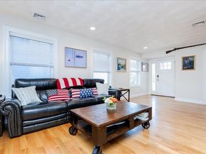 105 Green Street 4, Marblehead MA 01945