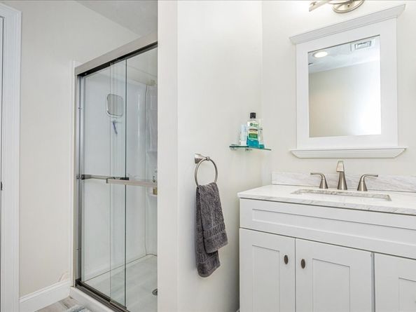 105 Green Street 4, Marblehead MA 01945