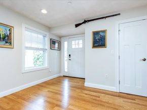 105 Green Street 4, Marblehead MA 01945