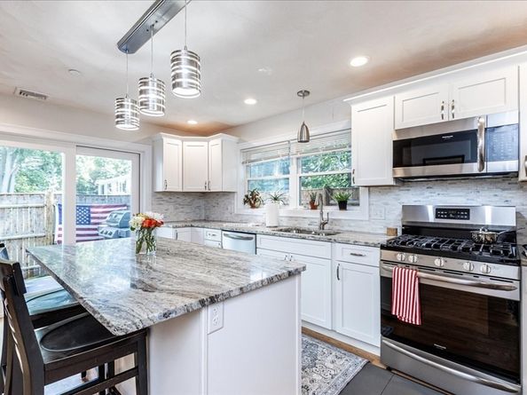 105 Green Street 4, Marblehead MA 01945