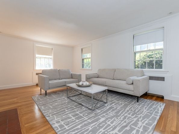5 Grayson, Newton MA 02462