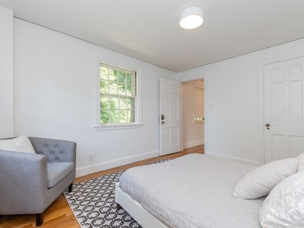 5 Grayson, Newton MA 02462