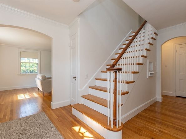 5 Grayson, Newton MA 02462