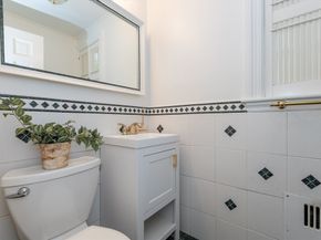 5 Grayson, Newton MA 02462