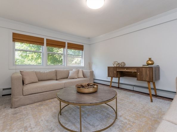 5 Grayson, Newton MA 02462