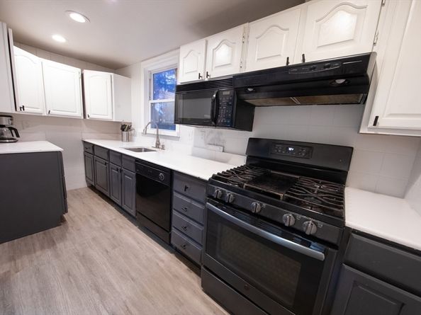 7 Ingleside Ave, Chelsea MA 02150