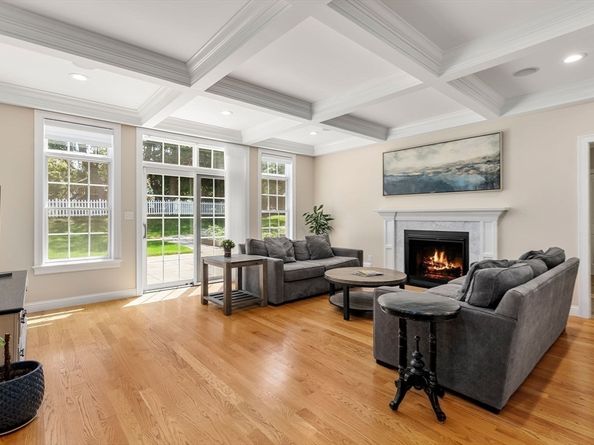 18 Patton Road, Wellesley MA 02482