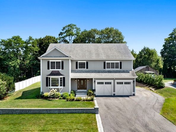 18 Patton Road, Wellesley MA 02482