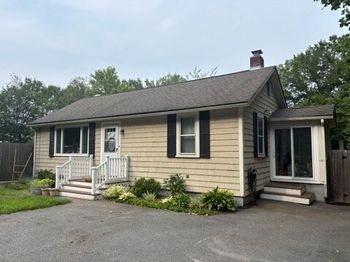 871 Main St