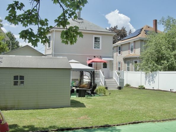 25 E Park Ave, Lynn MA 01902