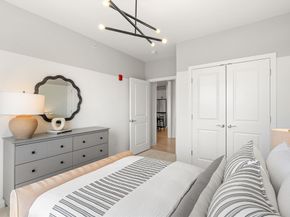 6 Stratton Drive 310, Woburn MA 01801