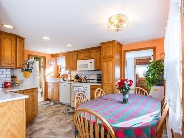 23-25 Lindbergh, Weymouth MA 02188