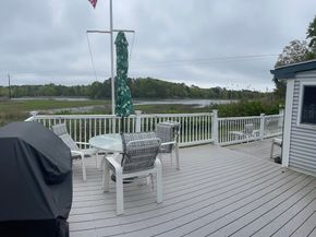 26 Washington Dr, Wareham MA 02571