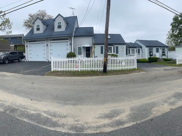 26 Washington Dr, Wareham MA 02571