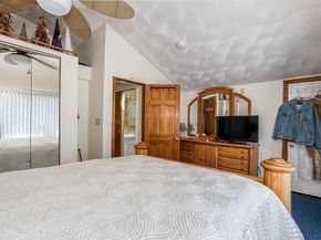 26 Washington Dr, Wareham MA 02571