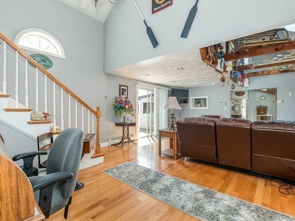 26 Washington Dr, Wareham MA 02571