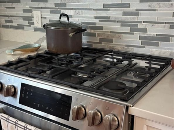 150 Hichborn St, Revere MA 02151