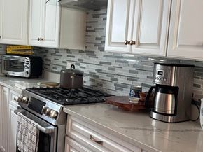 150 Hichborn St, Revere MA 02151