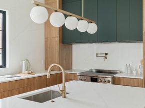 3 Ashmont Ave 3, Newton MA 02458