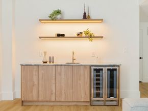 3 Ashmont Ave 3, Newton MA 02458
