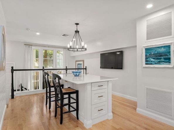 129 Merrimac St 20, Newburyport MA 01950
