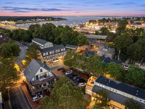 129 Merrimac St 20, Newburyport MA 01950