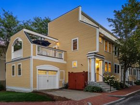 129 Merrimac St 20, Newburyport MA 01950