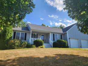 43 Saint Anthony Street, Fitchburg MA 01420
