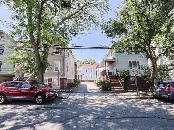 119-127 Amory, Cambridge MA 02139
