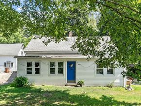 601 Main St, Bolton MA 01740