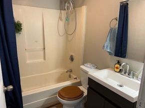 601 Main St, Bolton MA 01740